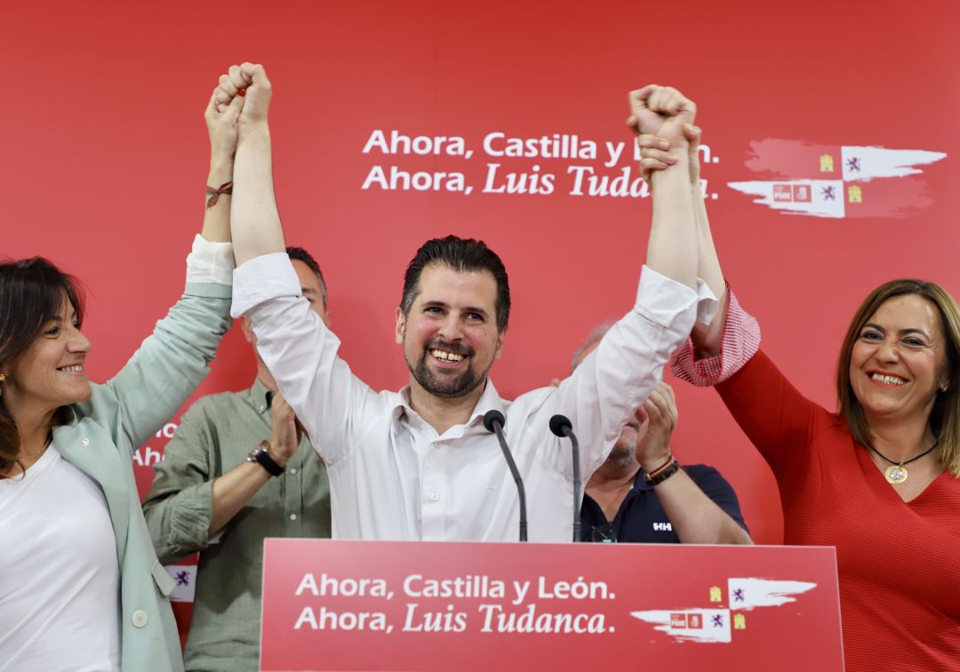El PSOE gana las elecciones en Castilla y León tras 32 años de victorias del PP