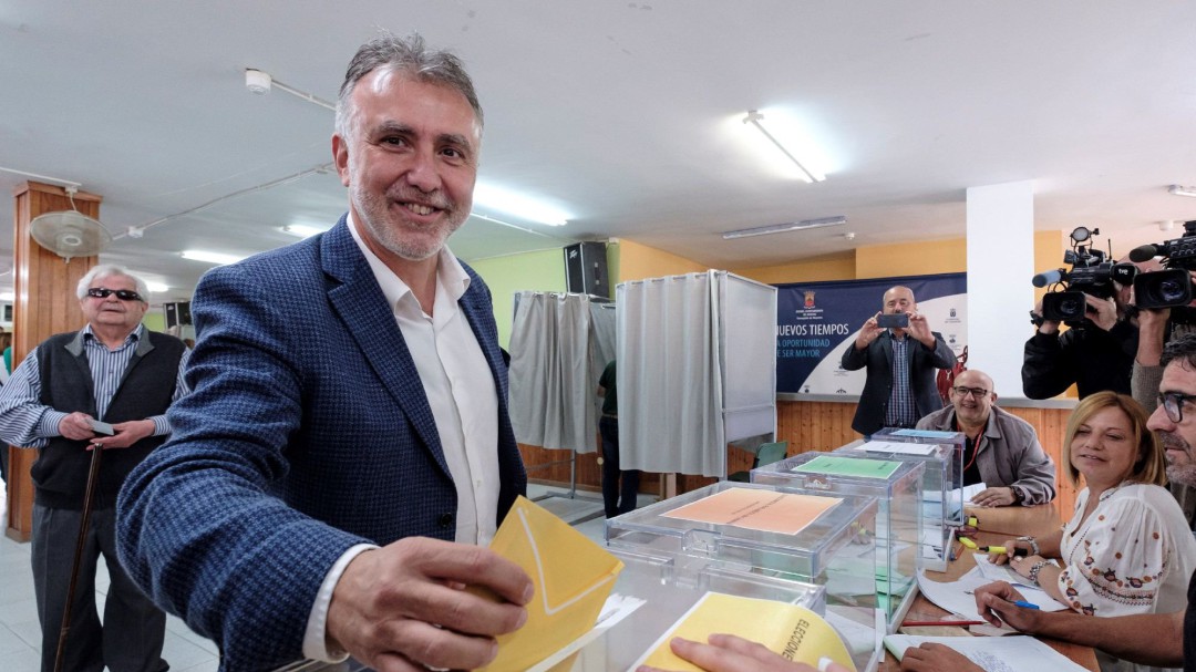 Victoria del PSOE en Canarias sin suma de izquierdas y con aspiraciones de CC