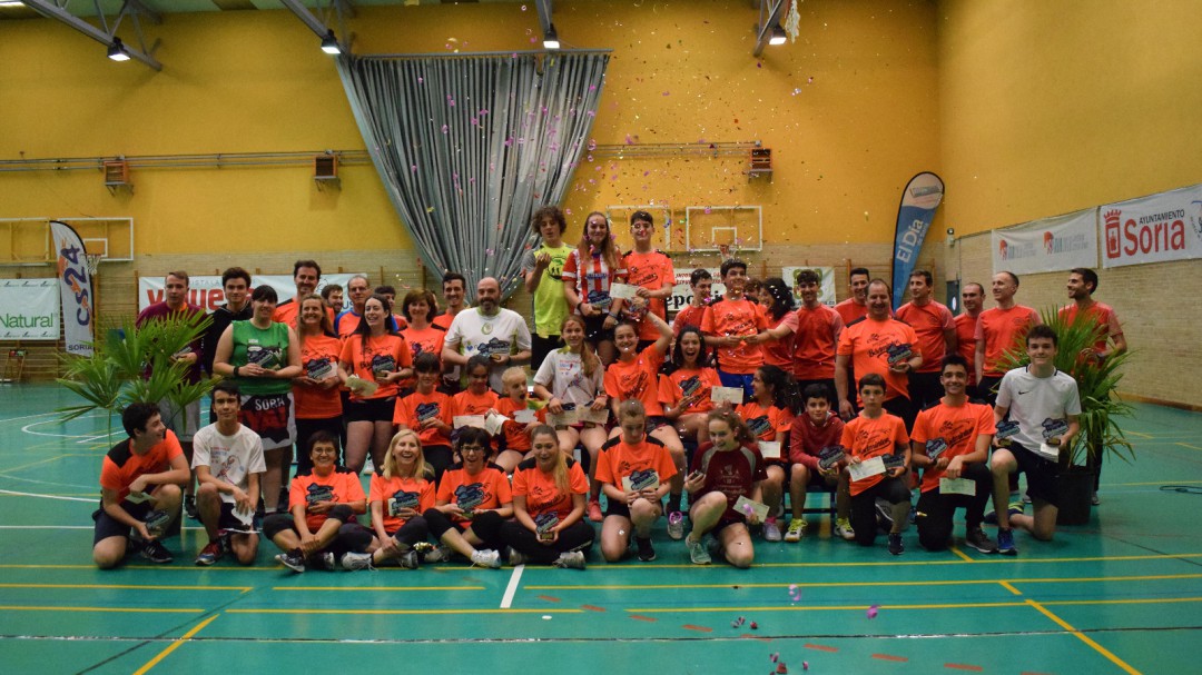 Iván Díez y María Clara Tomsa, vencedores del XVII Torneo Popular de Bádminton
