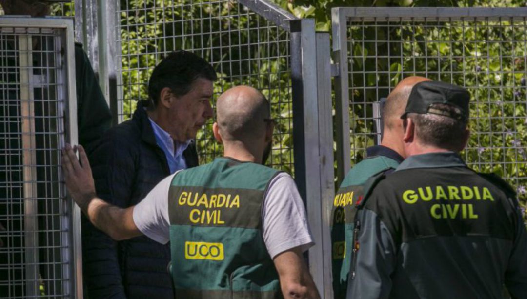 La UCO acredita que la mordida a Ignacio González se pagó desde la caja b de OHL La UCO acredita que la mordida a Ignacio González se pagó desde la caja b de OHL