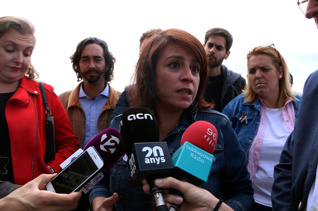 Adriana Lastra. Adriana Lastra.
