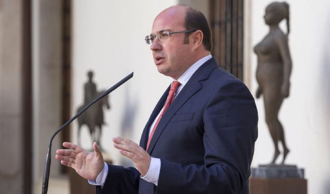 Pedro Antonio Sánchez se enfrentará a penas de más de 4 años de prisión y una multa de 6 millones por el 'Caso Auditorio' Pedro Antonio Sánchez se enfrentará a penas de más de 4 años de prisión y una multa de 6 millones por el 'Caso Auditorio'