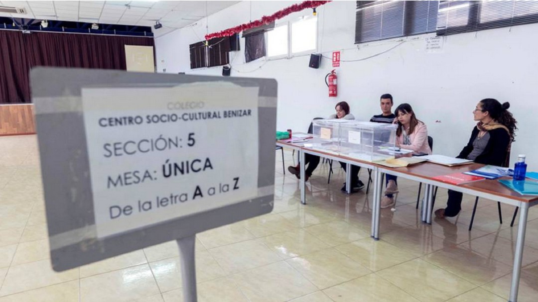18 vecinos de Benizar votaron el domingo