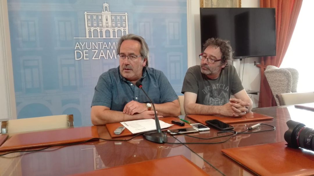 Francisco Guarido y Miguel Ángel Viñas durante la rueda de prensa Francisco Guarido y Miguel Ángel Viñas durante la rueda de prensa
