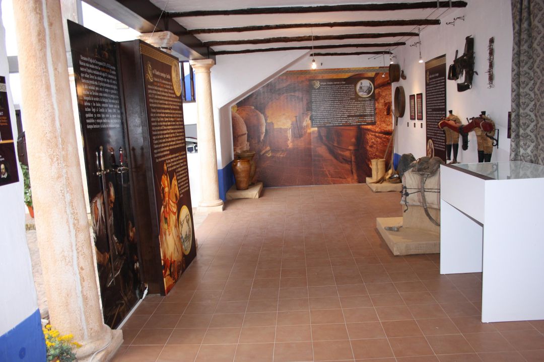 1.026 personas visitaron la exposición Acuña, de hidalgo a Quijote de Miguel Esteban 1.026 personas visitaron la exposición Acuña, de hidalgo a Quijote de Miguel Esteban