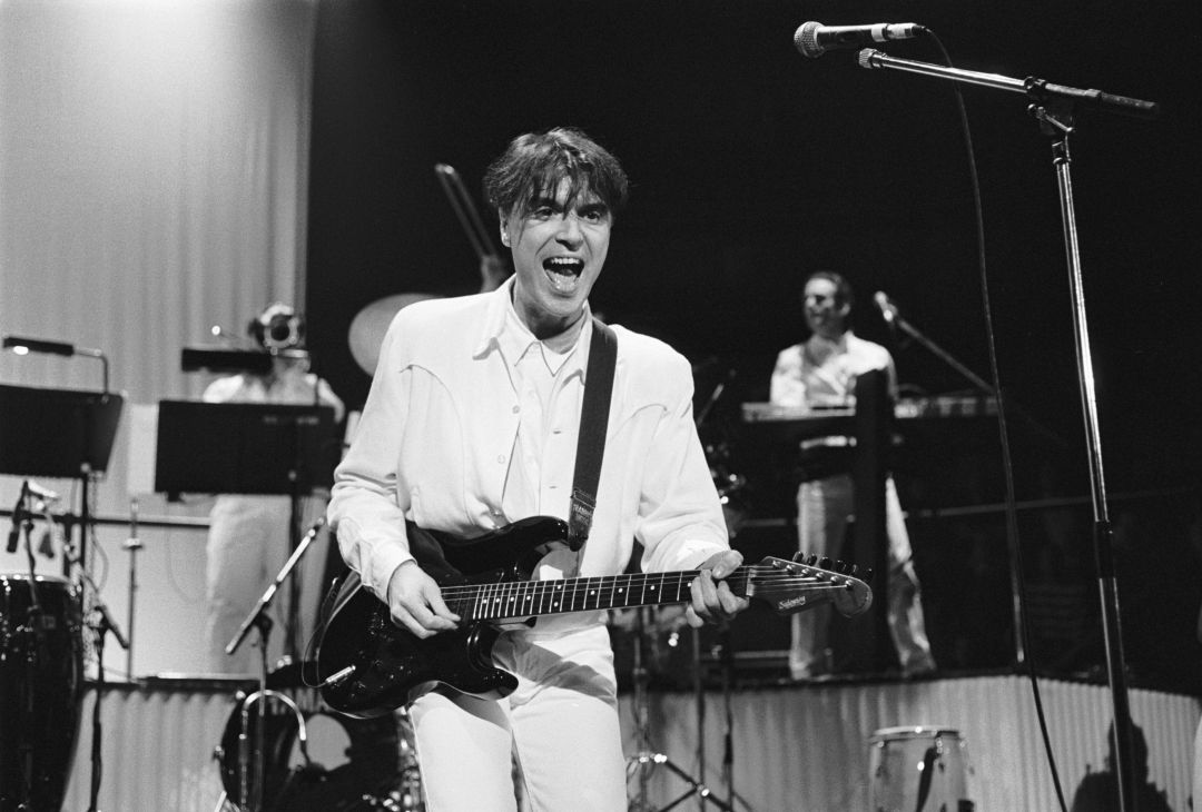 David Byrne, cantante de Talking Heads, durante una actuación de la banda en 1989 David Byrne, cantante de Talking Heads, durante una actuación de la banda en 1989