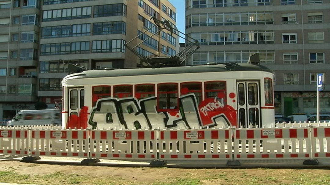 Pintada realizada en el tranvía Pintada realizada en el tranvía