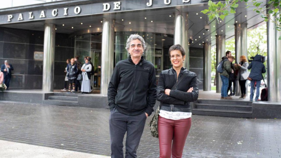 Osakidetza da marcha atrás y mantiene a la anestesista que denunció la OPE