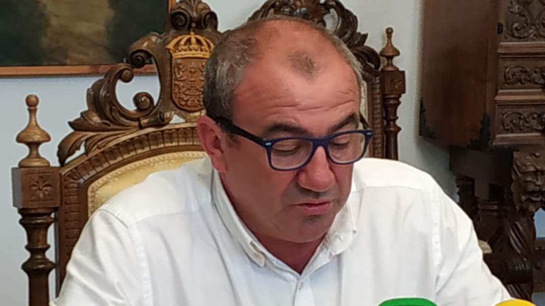 El alcalde de Pol quiere que siga Darío Campos como presidente de la Diputación