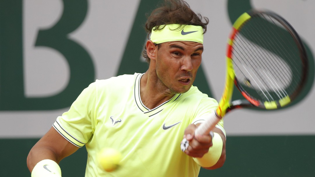 Nadal vence y convence derrotando a Nishikori en tres cómodos sets