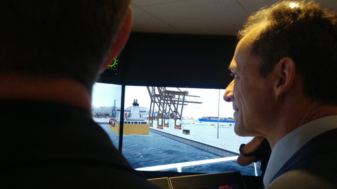 Pedro Duque reclama en Cádiz un "esfuerzo" inversor de España en I+D+i