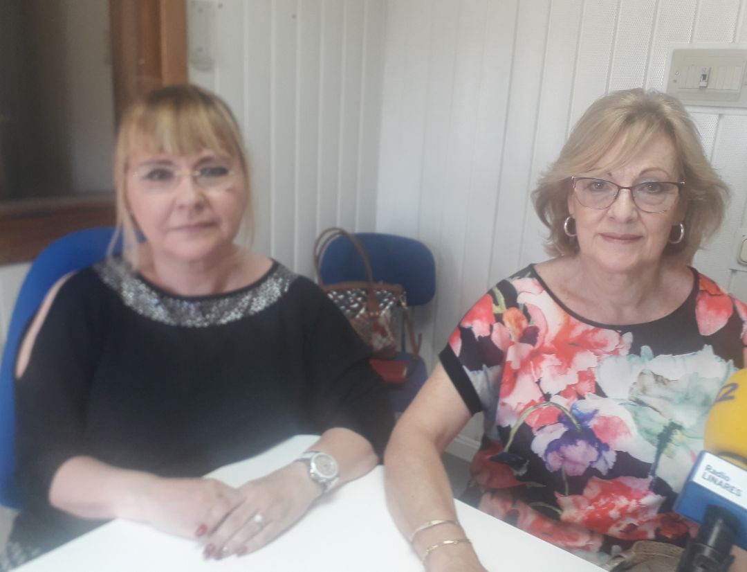 Mari Carmen Soria y María Dolores Casado. Mari Carmen Soria y María Dolores Casado.