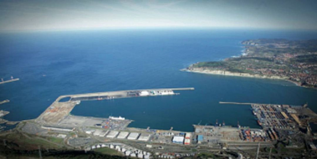 El Puerto de Bilbao es desde hoy punto de entrada a España El Puerto de Bilbao es desde hoy punto de entrada a España