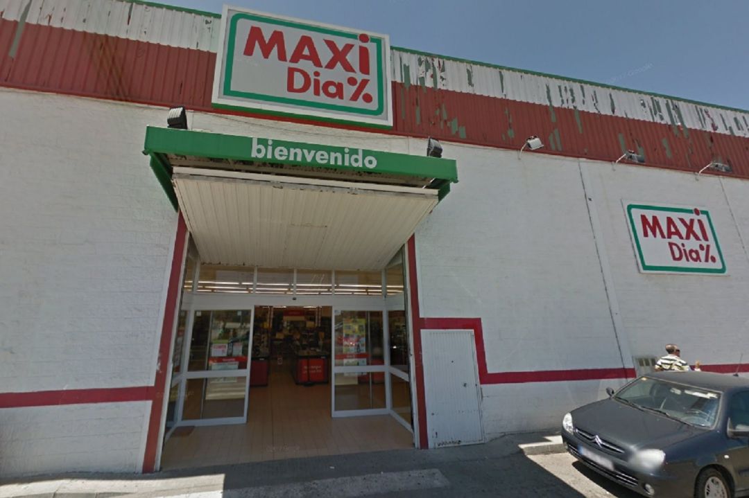 Vista de la tienda DIA que será cerrada. Vista de la tienda DIA que será cerrada.