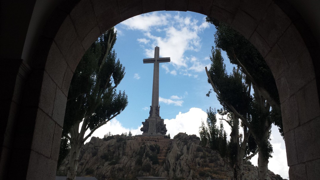 Los obispos, sobre la exhumación de Franco: "Los españoles necesitamos abordarlo"