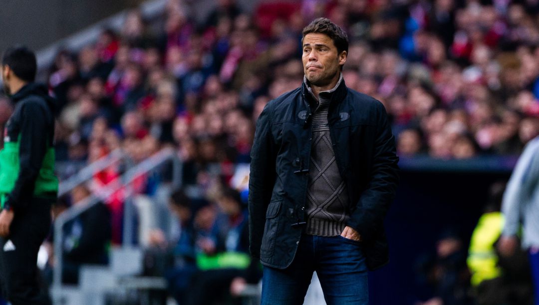 El club ha hecho oficial la salida del técnico, al que "desea suerte en su nueva etapa". El club ha hecho oficial la salida del técnico, al que "desea suerte en su nueva etapa".