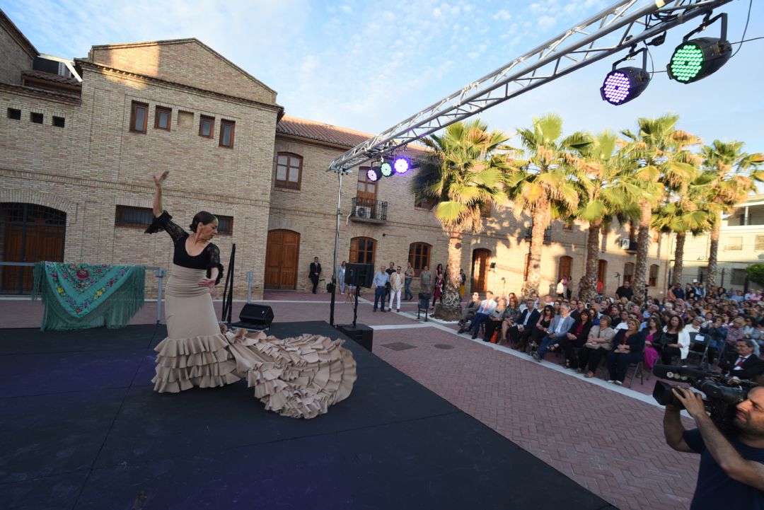 Celebración de 'El 5 a las 5' en Fuente Vaqueros (Granada) en el 121 aniversario del nacimiento de Federico García Lorca con la actuación de la bailaora Belén Maya Celebración de 'El 5 a las 5' en Fuente Vaqueros (Granada) en el 121 aniversario del nacimiento de Federico García Lorca con la actuación de la bailaora Belén Maya