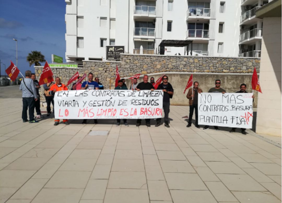 Imagen de archivo de una de las protestas de los trabajadores de limpieza Imagen de archivo de una de las protestas de los trabajadores de limpieza