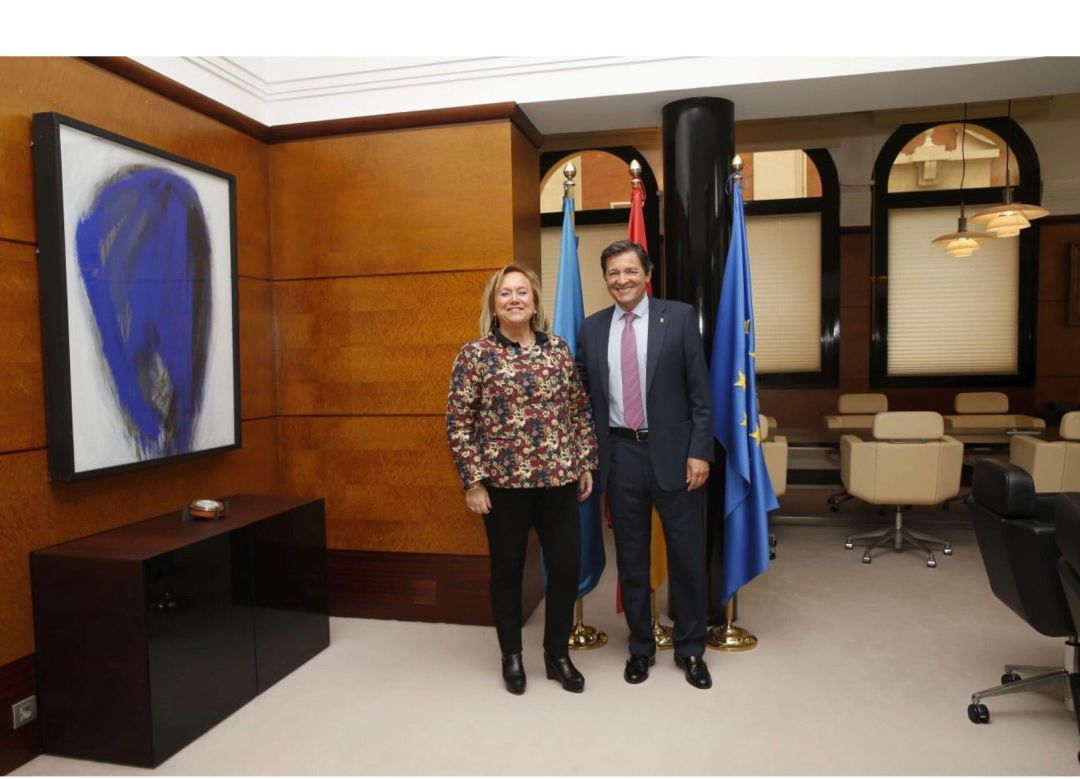 Mercedes Fernández se ha despedido hoy del presidente saliente de Asturias, Javier Fernández Mercedes Fernández se ha despedido hoy del presidente saliente de Asturias, Javier Fernández