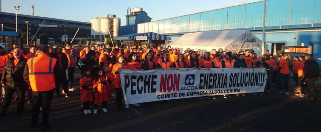 Protesta de trabajadores de Alcoa de A Coruña Protesta de trabajadores de Alcoa de A Coruña
