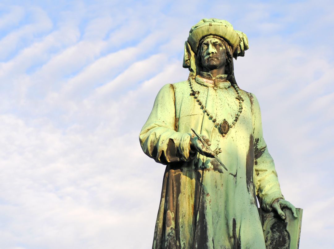 Una estatua del pintor Van Eyck, en Brujas. Una estatua del pintor Van Eyck, en Brujas.