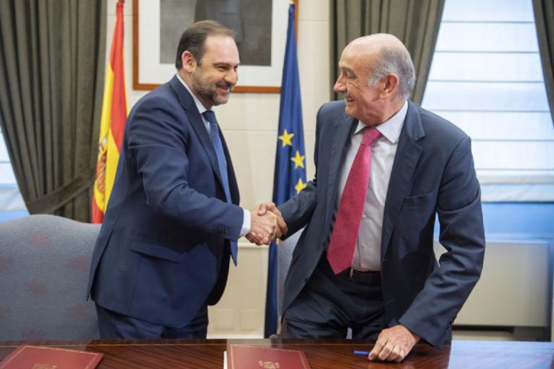 José Luís Ábalos, secretario de Organización del PSOE y José María Mazón, diputado nacional del PRC José Luís Ábalos, secretario de Organización del PSOE y José María Mazón, diputado nacional del PRC