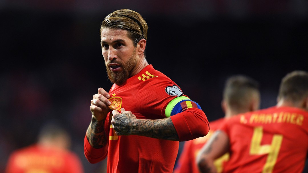 España se acerca a la Eurocopa tras golear a Suecia