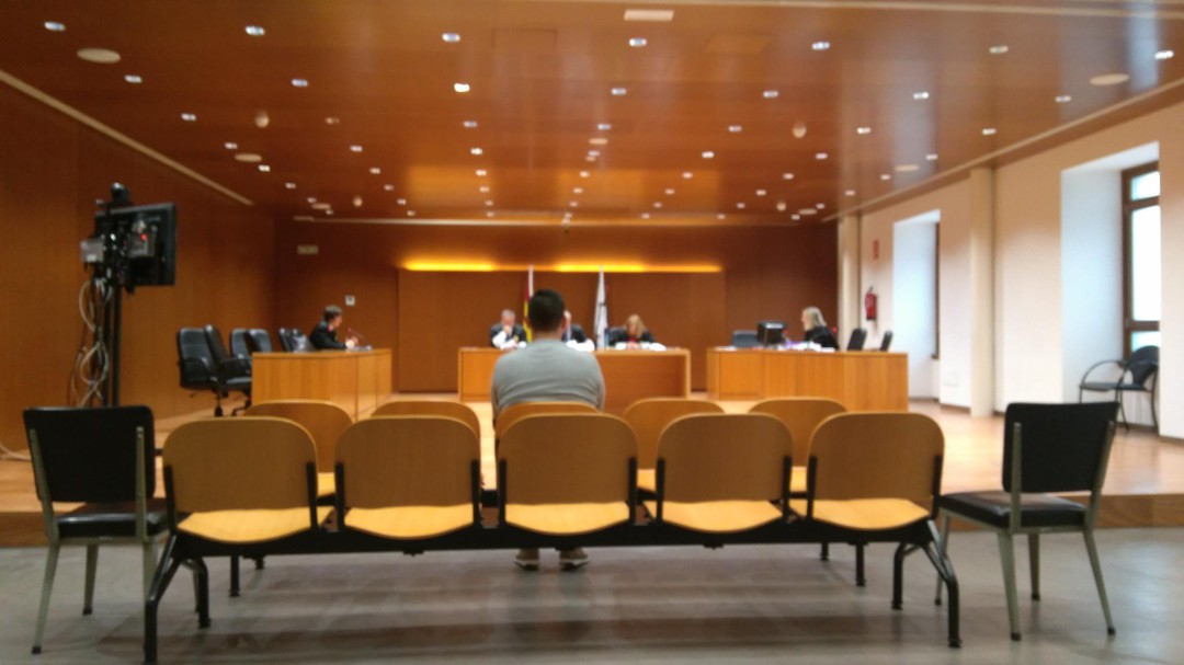 Condenado a tres años un hombre que vendía medicamentos por internet