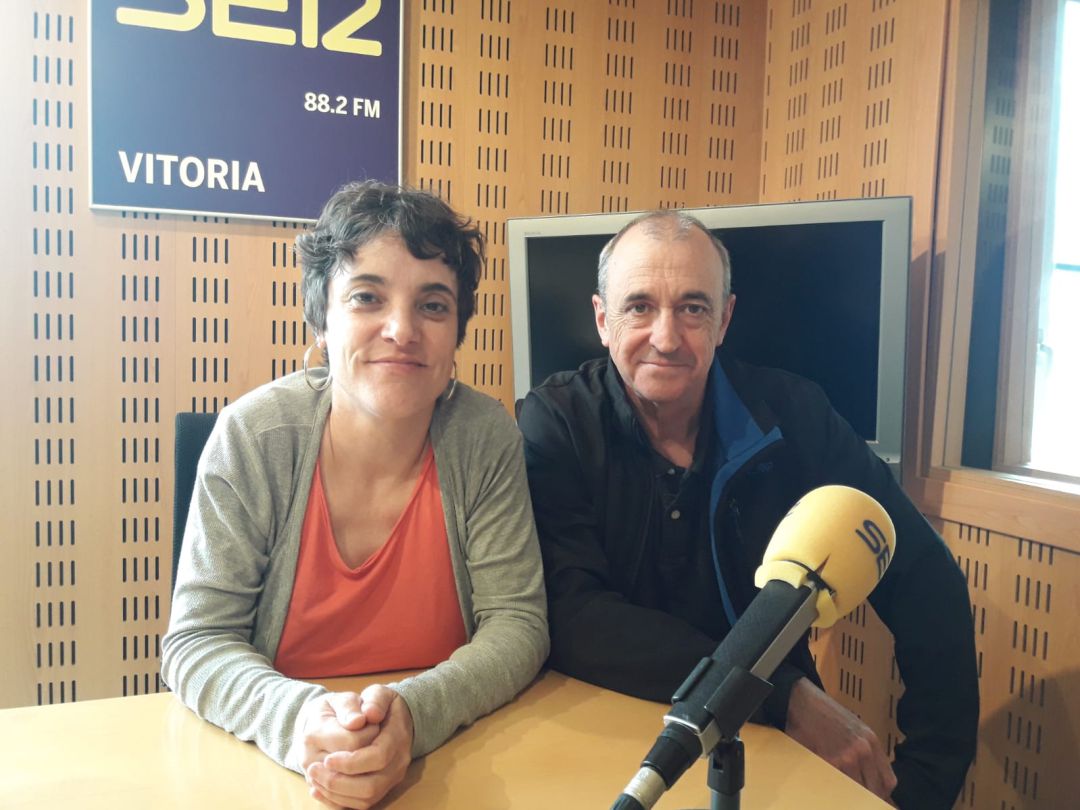 El 83% del alumnado de origen extranjero en Vitoria está matriculado en la escuela pública El 83% del alumnado de origen extranjero en Vitoria está matriculado en la escuela pública