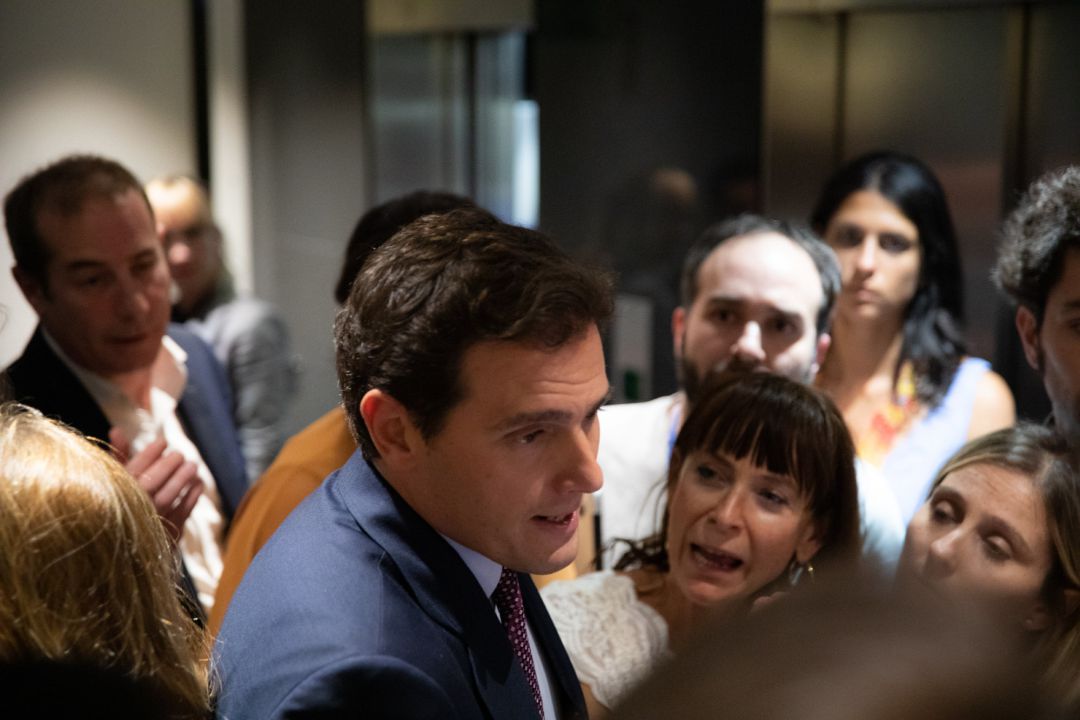 Albert Rivera, después de su reunión con Sánchez. Albert Rivera, después de su reunión con Sánchez.