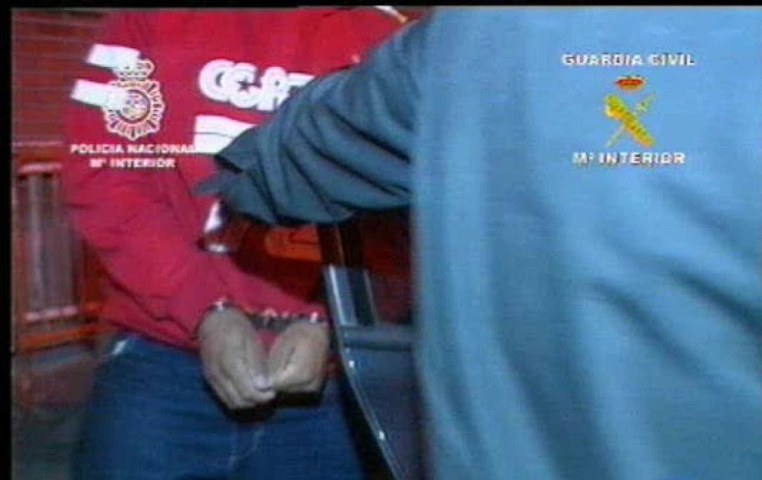 Detenidos nueve miembros de dos bandas latinas Detenidos nueve miembros de dos bandas latinas