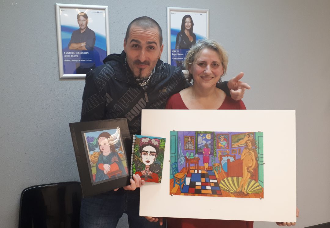 José Alberto San Emeterio 'San' y Asun Fernández posan con algunos de los trabajos de la artista y publicista eibarresa José Alberto San Emeterio 'San' y Asun Fernández posan con algunos de los trabajos de la artista y publicista eibarresa