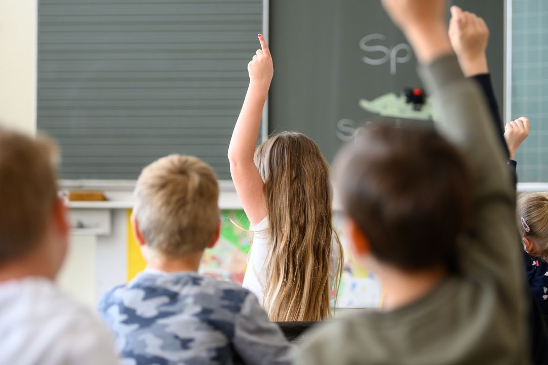Cómo ayudar a sus hijos en las tareas escolares sin hacerles los deberes Cómo ayudar a sus hijos en las tareas escolares sin hacerles los deberes
