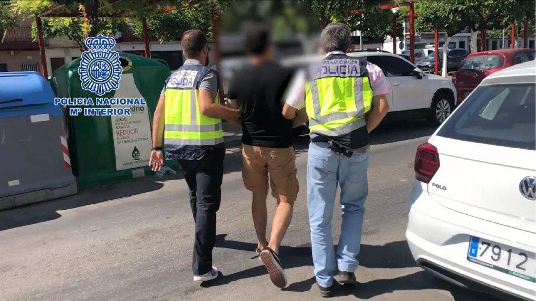 Detenido en Coria un hombre que degolló a otro en México Detenido en Coria un hombre que degolló a otro en México