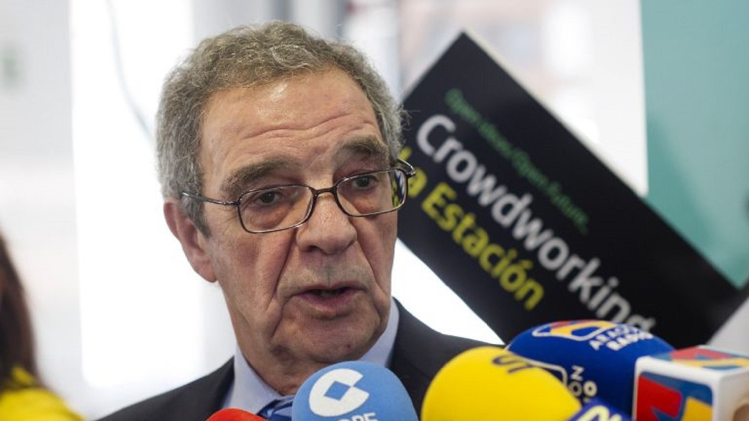 César Alierta da un paso al frente