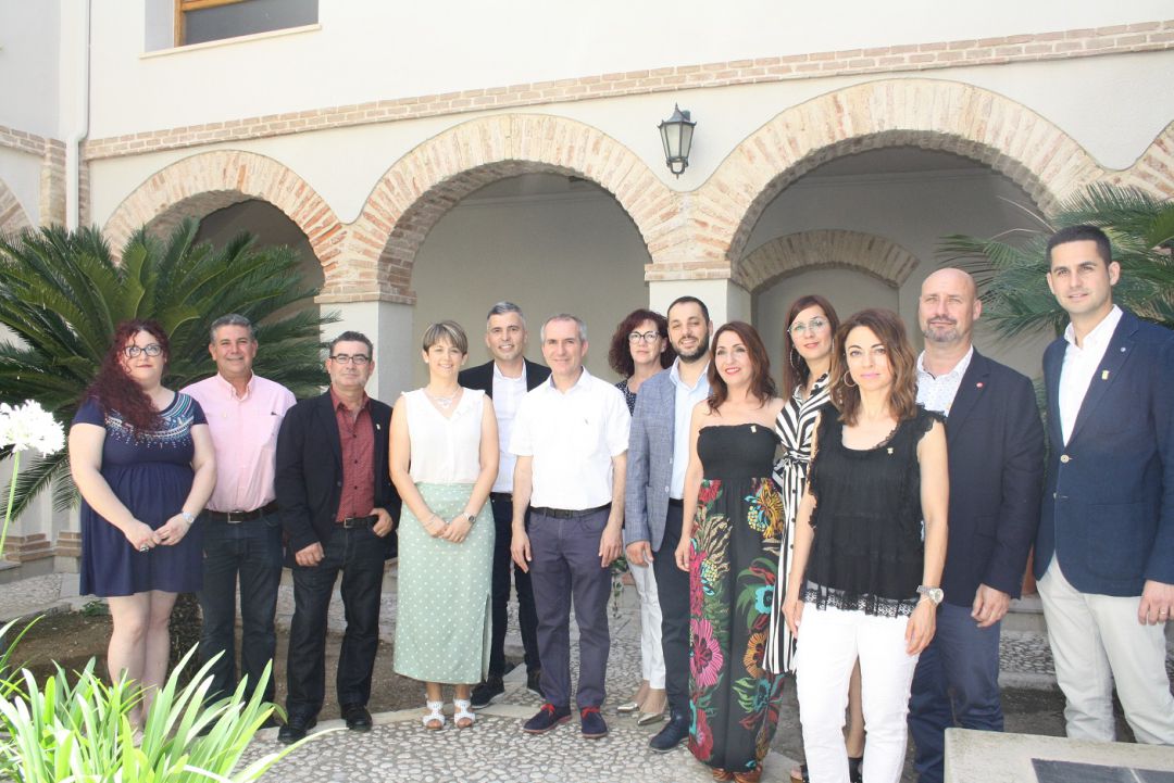 Foto de familia de la nueva corporación municipal de Ondara. Foto de familia de la nueva corporación municipal de Ondara.