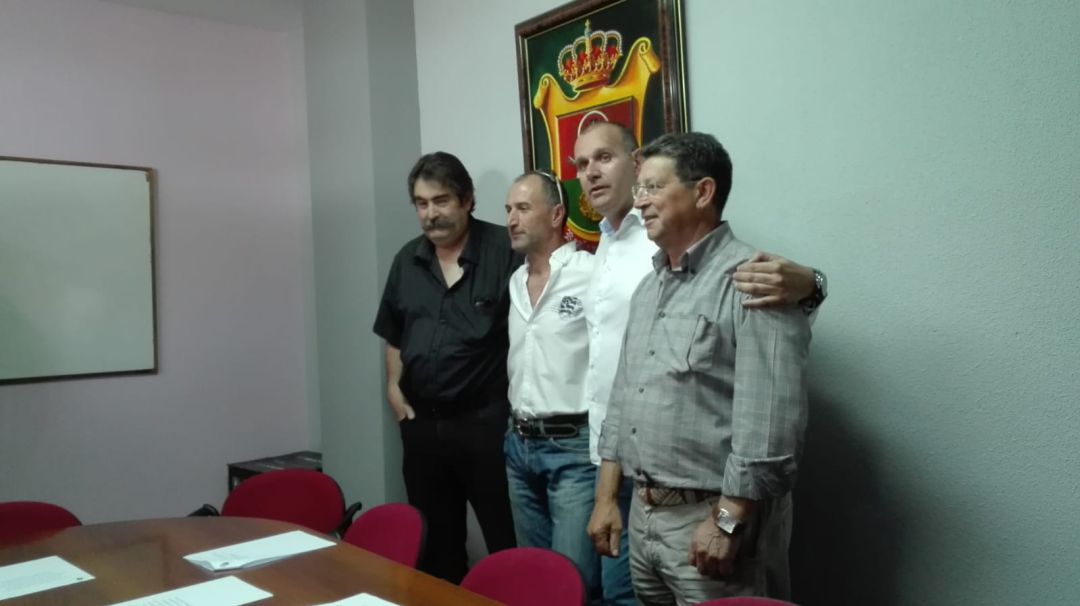 Vox gana su primer alcalde gracias al PSOE Vox gana su primer alcalde gracias al PSOE