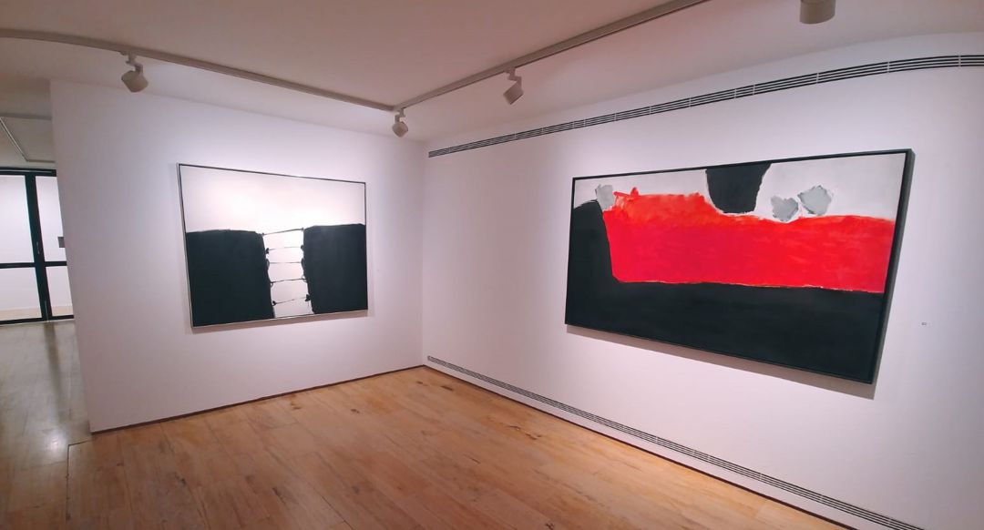 La exposición se puede ver en el Museo de Arte Abstracto Español de Cuenca. La exposición se puede ver en el Museo de Arte Abstracto Español de Cuenca.
