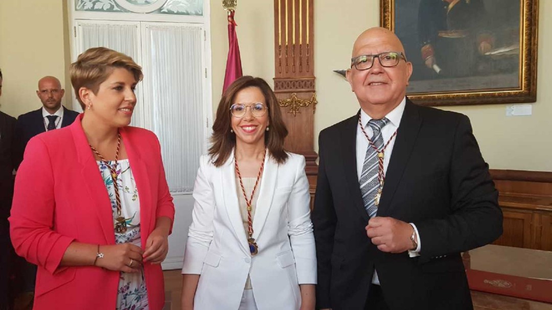 Tres agrupaciones socialistas de Cartagena piden a Ana Belén Castejón que entregue su acta de concejal
