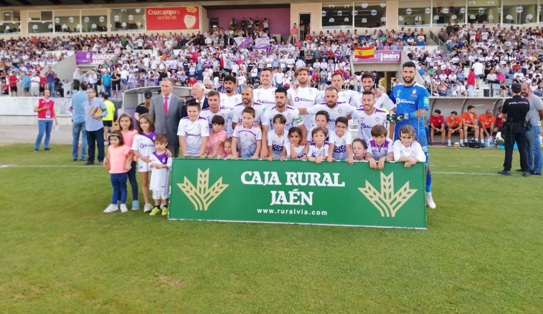 Alineación inicial del Real Jaén en el partido frente al Algeciras. Alineación inicial del Real Jaén en el partido frente al Algeciras.