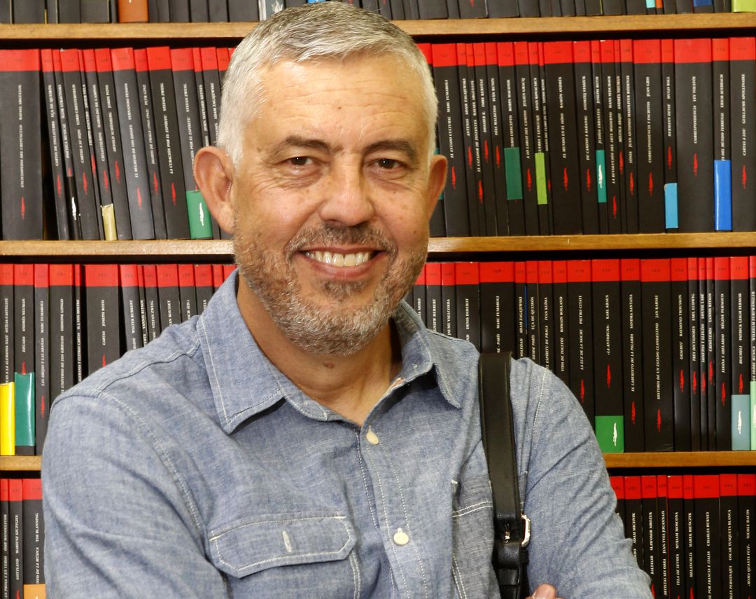 Pepe Belmonte, catedrático de Literatura de la UMU y habitual colaborador de los lunes en Hoy por hoy Pepe Belmonte, catedrático de Literatura de la UMU y habitual colaborador de los lunes en Hoy por hoy
