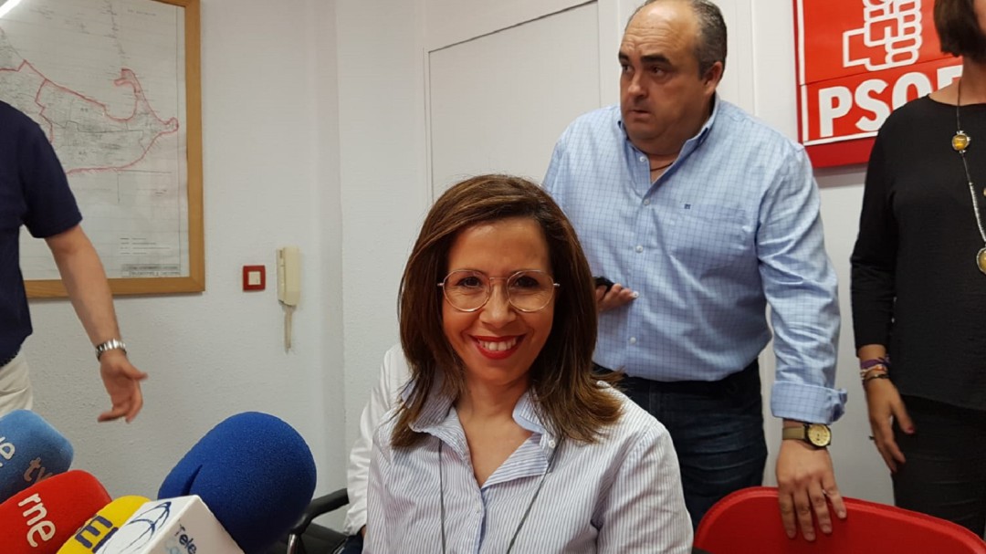 Ana Belén Castejón sigue como alcaldesa de Cartagena y dimite de todos sus cargos en el PSOE