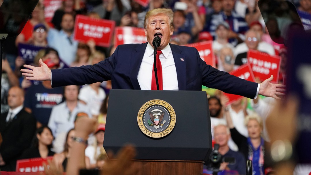 Trump arranca la campaña asegurando que "América ya es grande de nuevo"