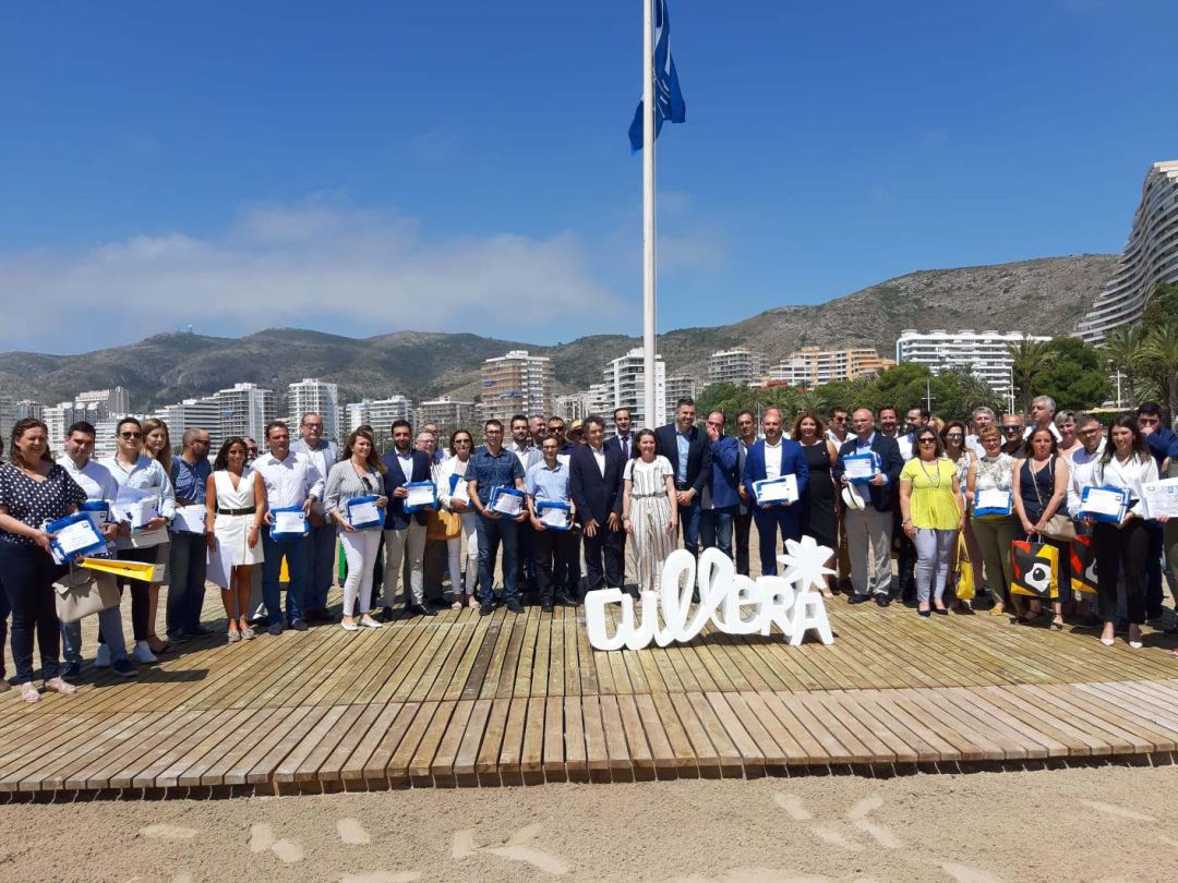Acto de entrega de las banderas azules, en Cullera. Acto de entrega de las banderas azules, en Cullera.