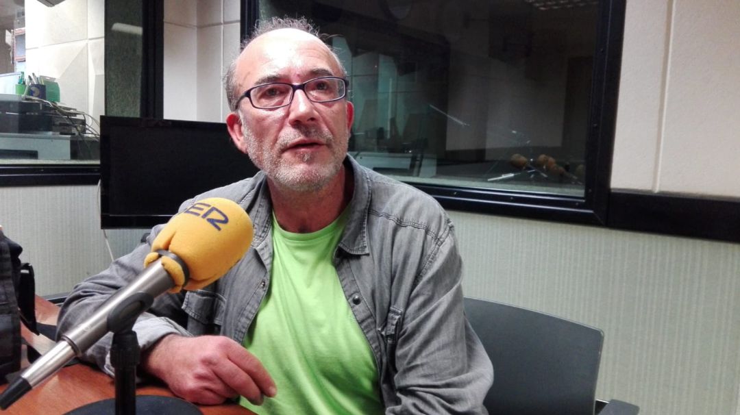 Jose Villalba en los estudios de Radio Zamora Jose Villalba en los estudios de Radio Zamora