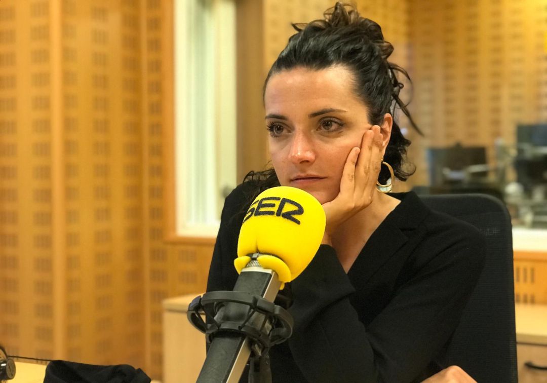 La escritora Lucía Baskaran. La escritora Lucía Baskaran.