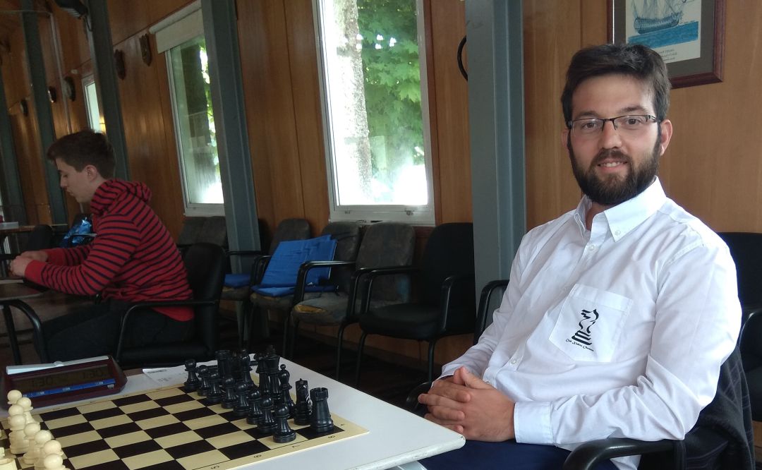 Estas xornadas contarán dentro do seu programa cunha conferencia Master Class, na que Iván Salgado analizará para o público os aspectos deportivos e psicolóxicos das suas partidas Estas xornadas contarán dentro do seu programa cunha conferencia Master Class, na que Iván Salgado analizará para o público os aspectos deportivos e psicolóxicos das suas partidas