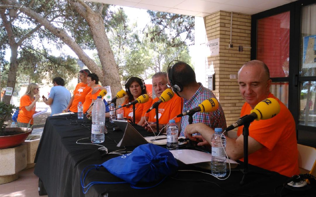 Emisión de Hoy por Hoy Zaragoza desde la Fiesta del Solsticio de Atades Emisión de Hoy por Hoy Zaragoza desde la Fiesta del Solsticio de Atades