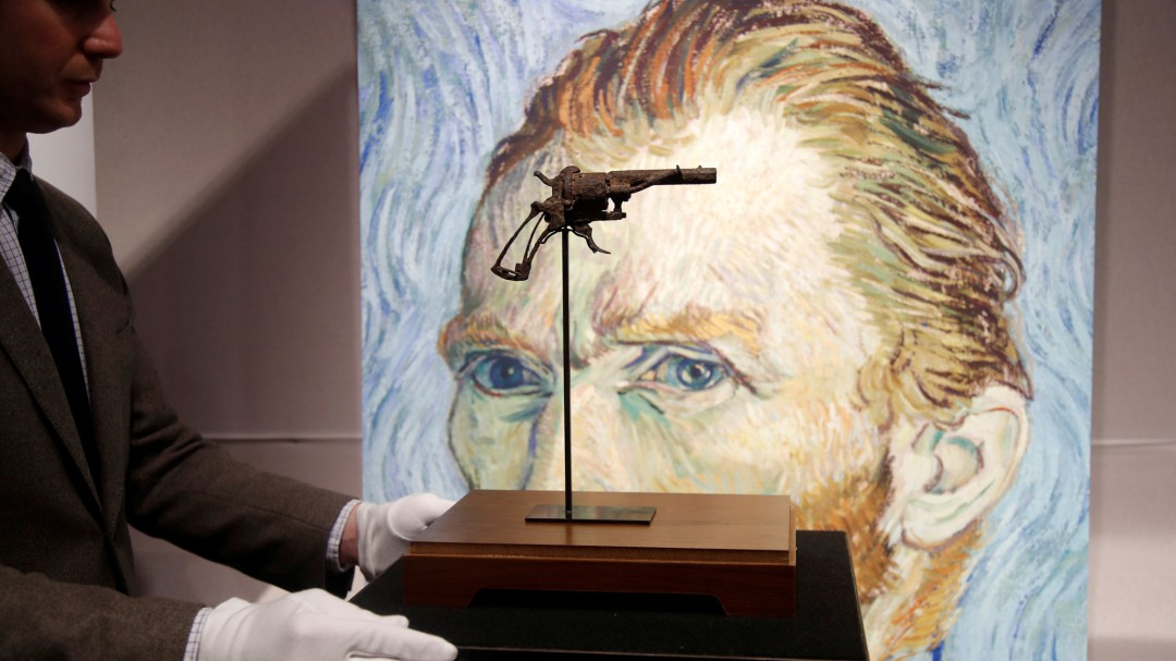 Pagan 162.000 euros por el arma que mató a Van Gogh