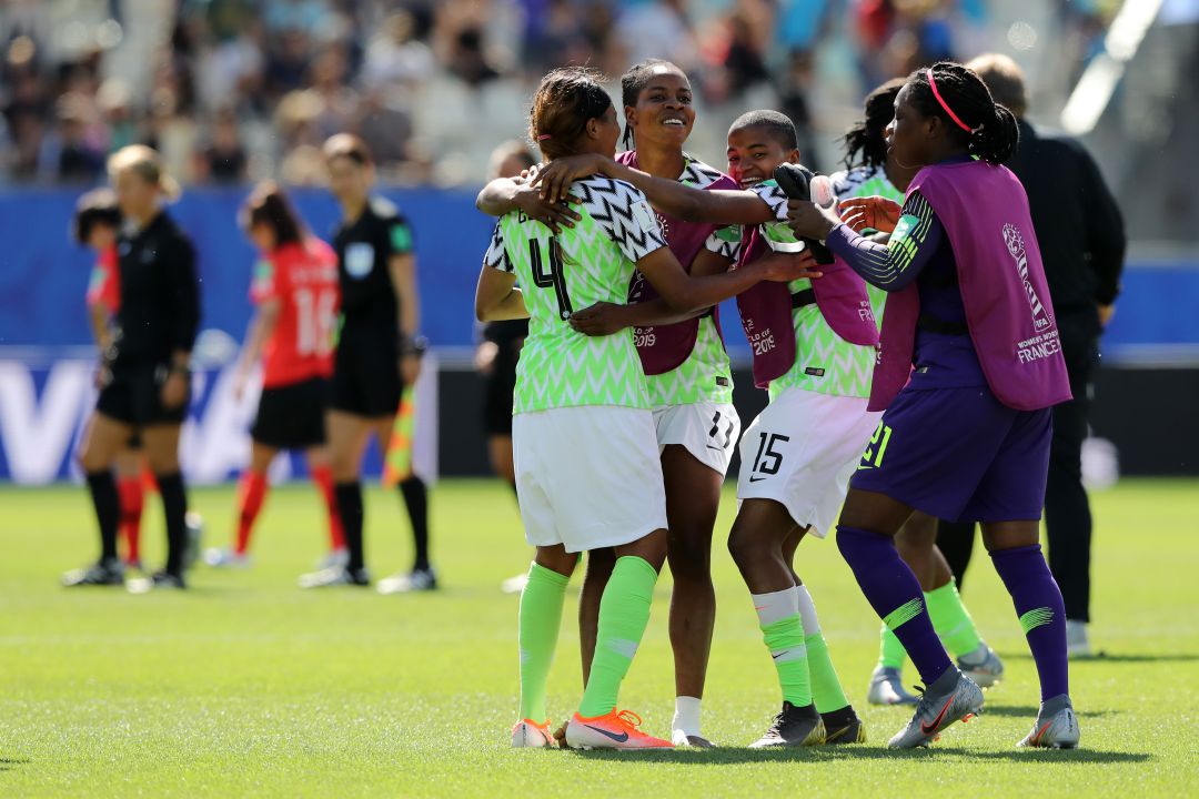 Las jugadoras de Nigeria celebran la victoria ante Corea del sur Las jugadoras de Nigeria celebran la victoria ante Corea del sur